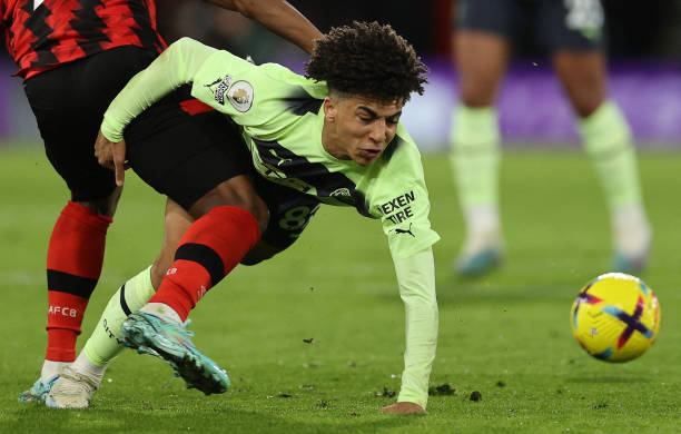 犀利和不可 犀利和不可